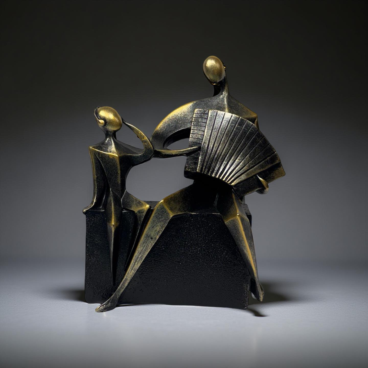 Decor - Accordian Player & Child Figurine