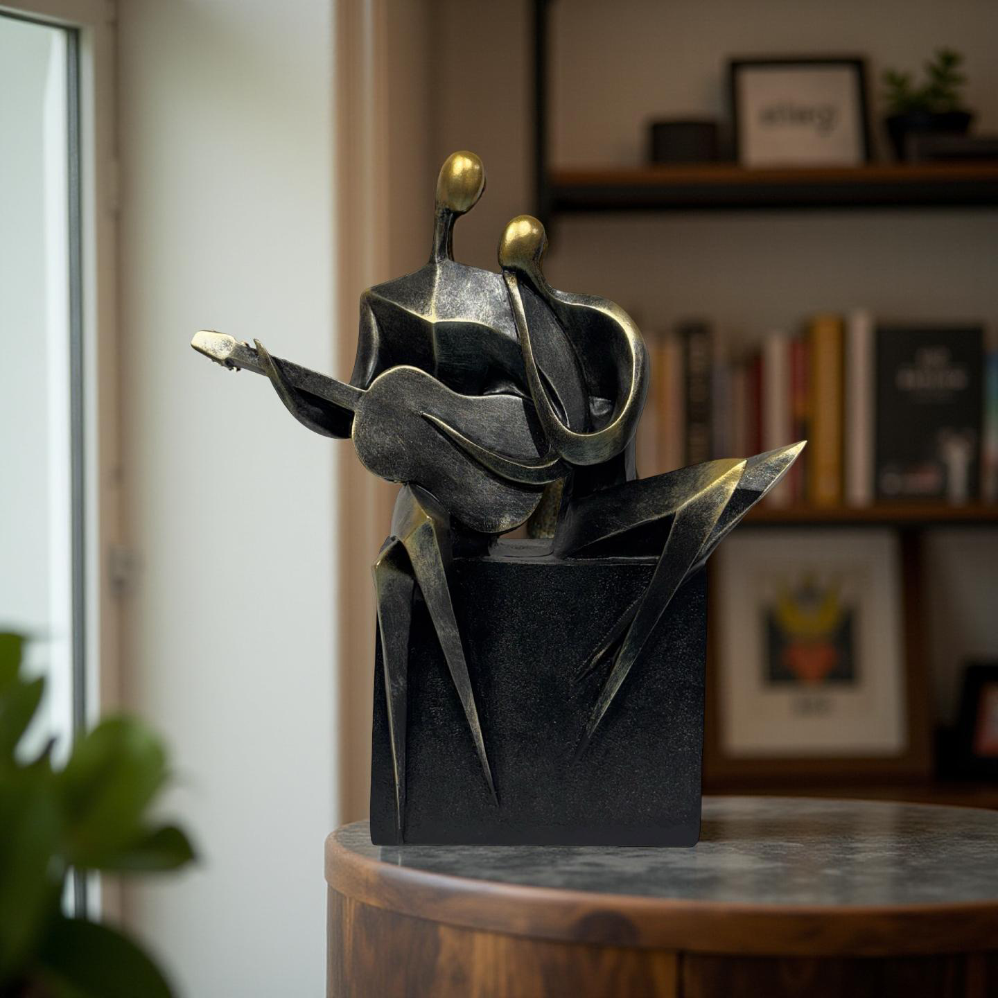 Decor - Couple Playing Guitar