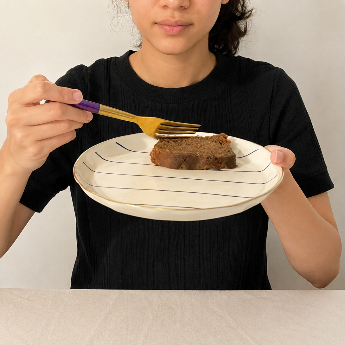 Golden Rim Snack Plate Straight Lines