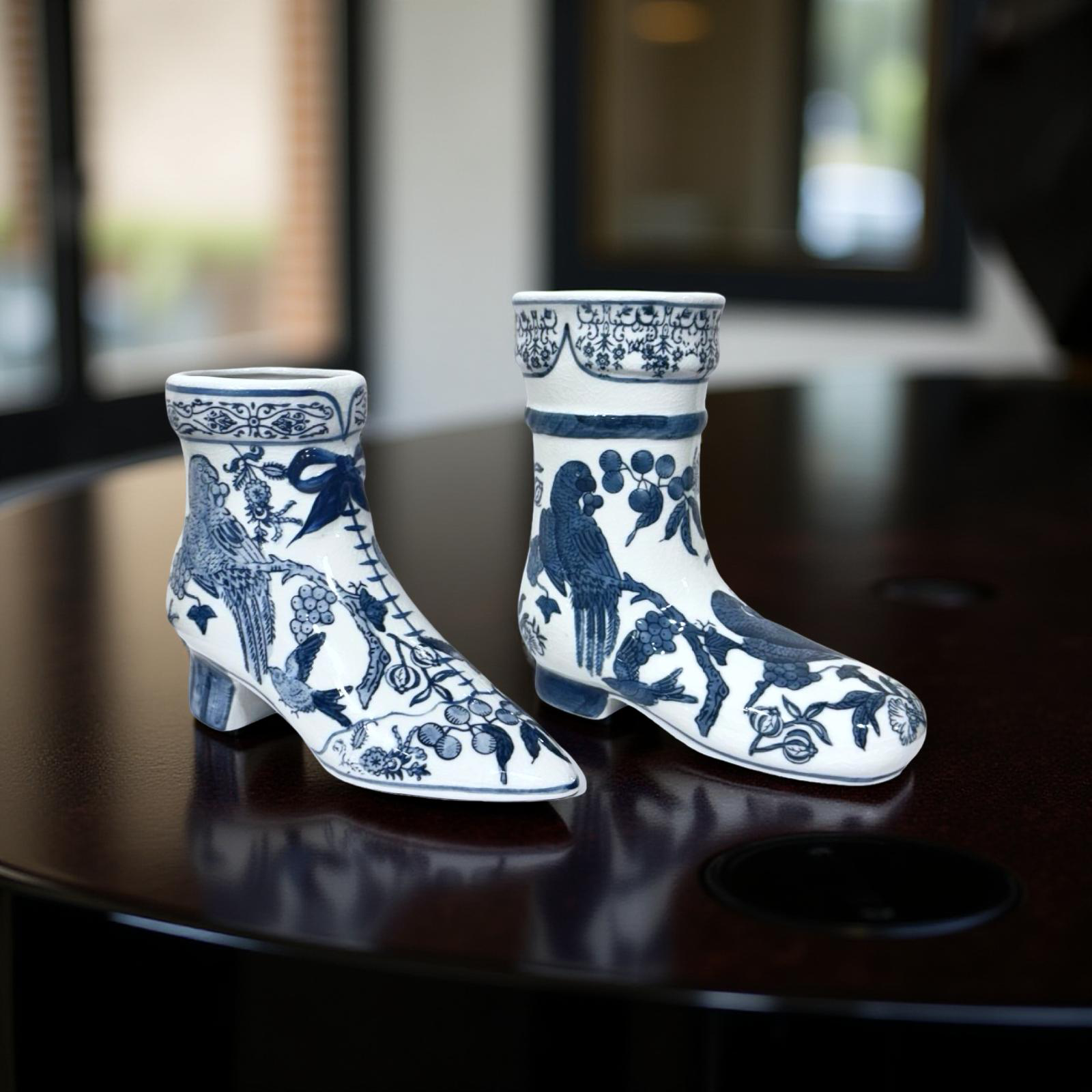 Decorative Shoe Iris Bird Large