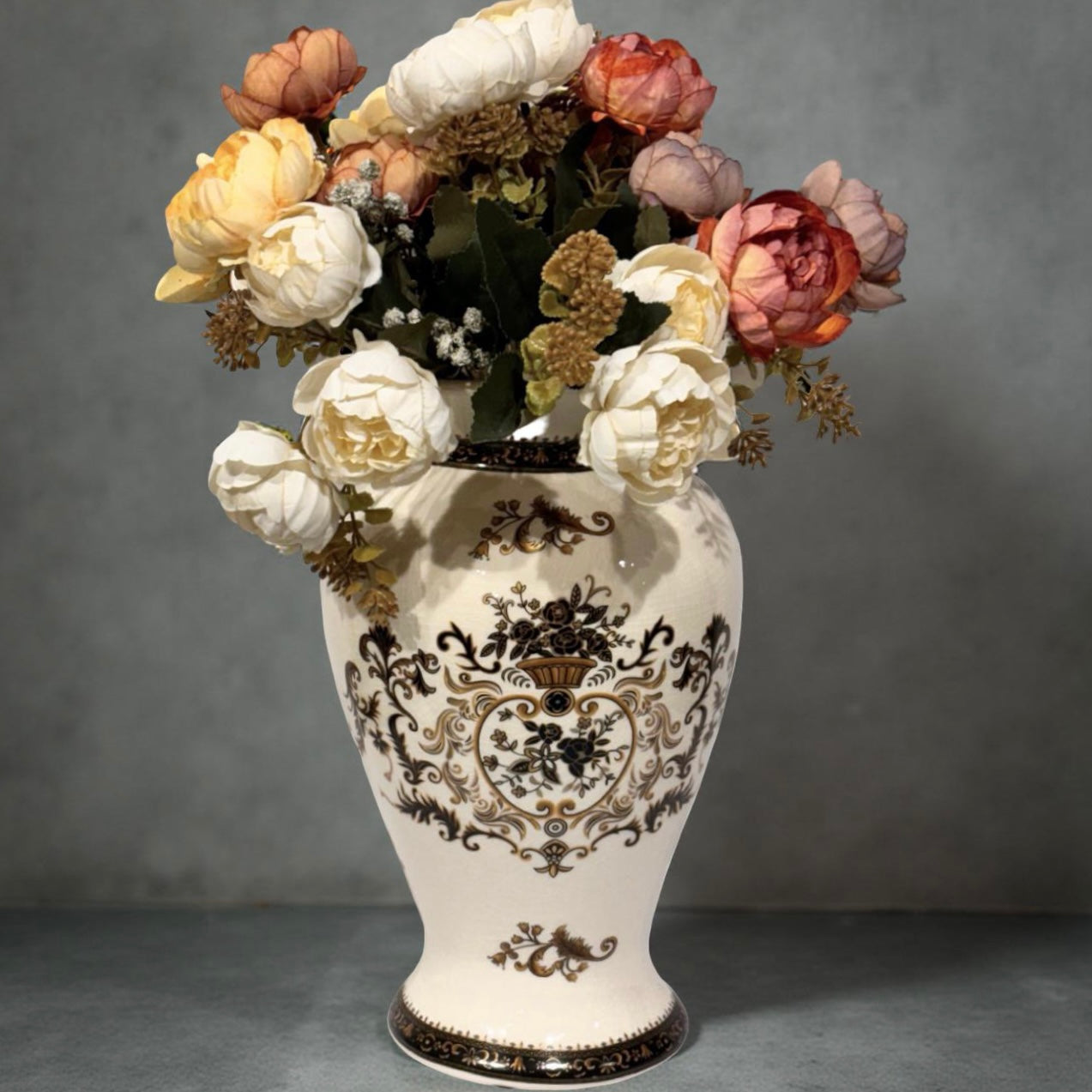 Georgia Ivory & Brown Vase