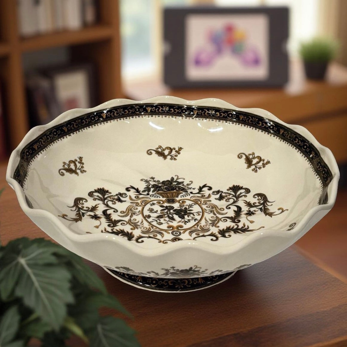 Georgia Ivory & Brown Round Bowl