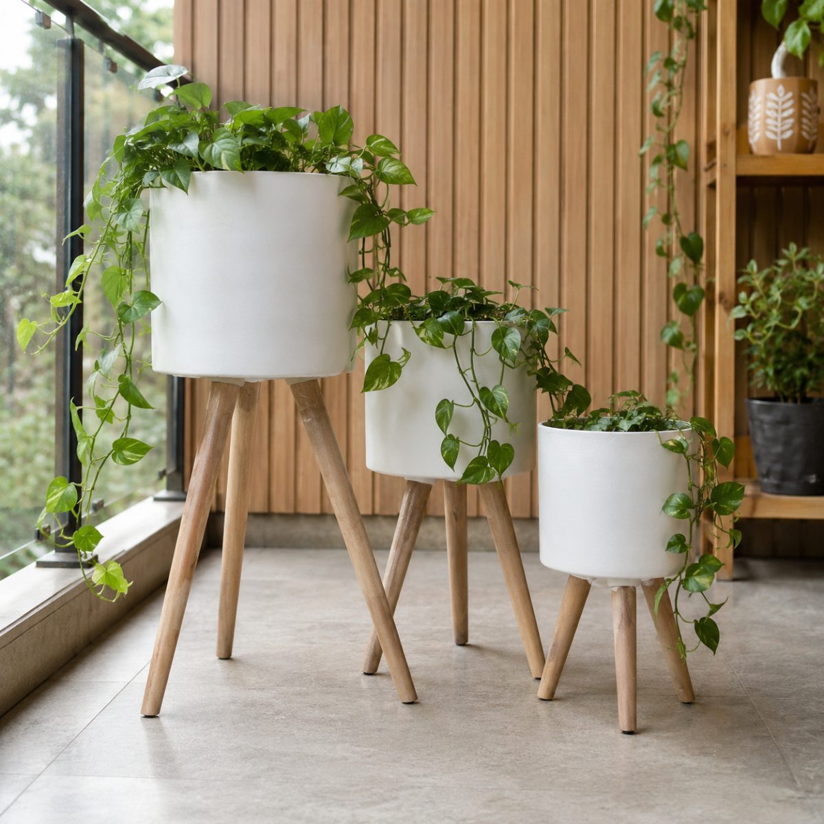 Tripod Planter Set of 3 – White
