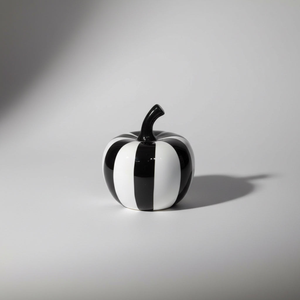 Décor - Black & White Apple (S)