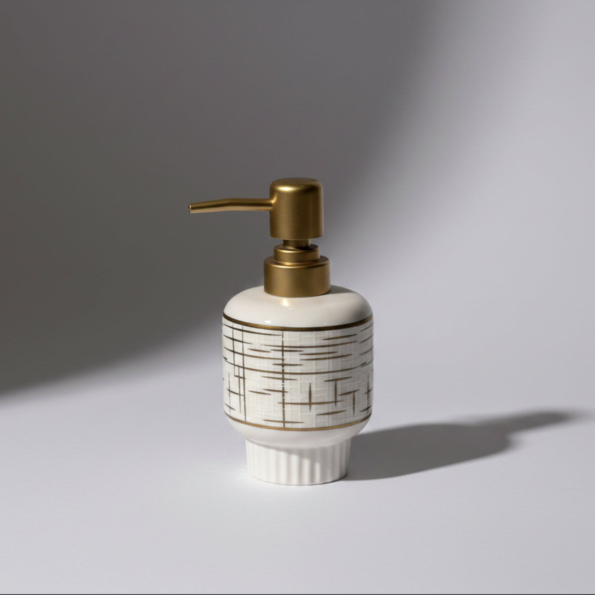 Bath Set Linear Lines White