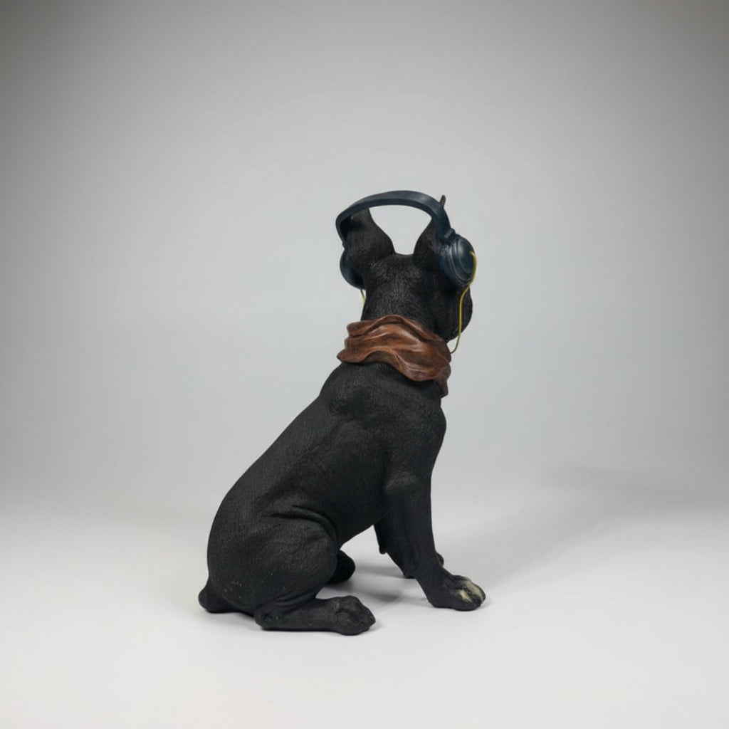 Decor - Black Doggie in Headphone