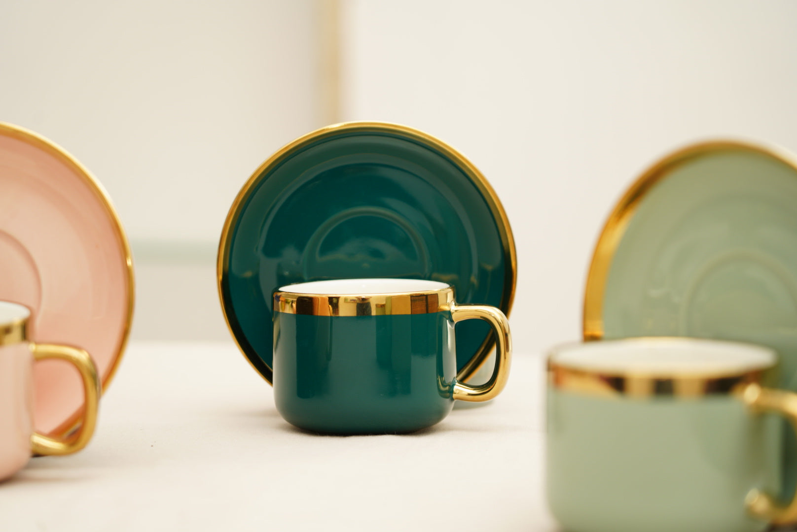 Elegance Cup Saucer Set Emerald