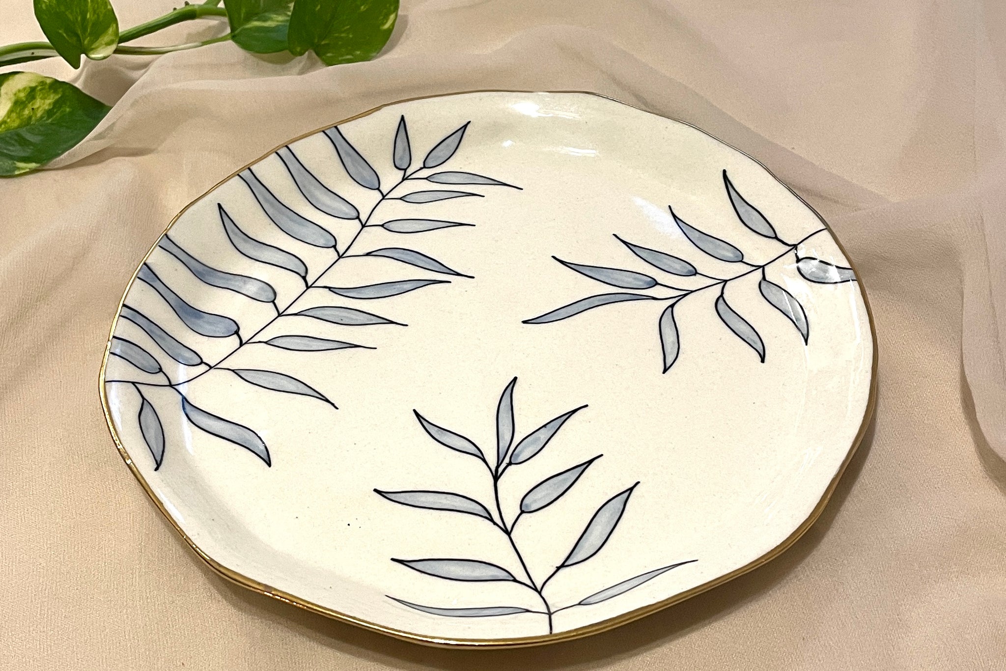 Golden Rim Snack Plate Three Leaf